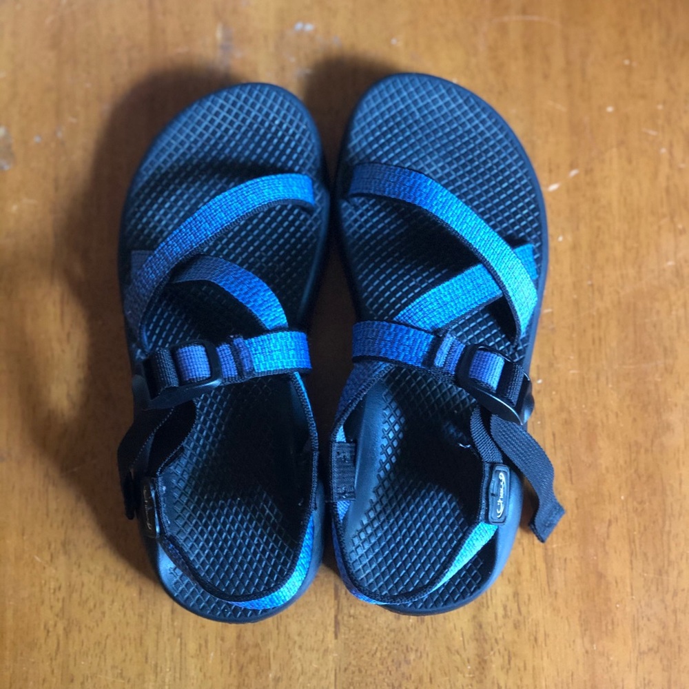 Chacos Size 7